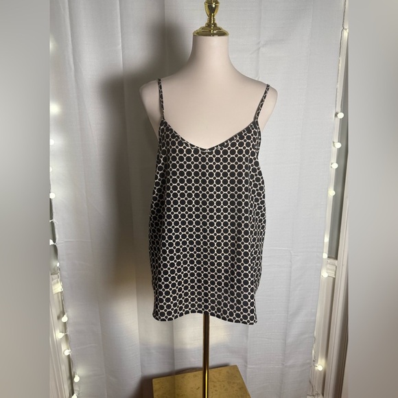 Double Zero Black and Cream Geometric Camisole - Picture 10 of 10